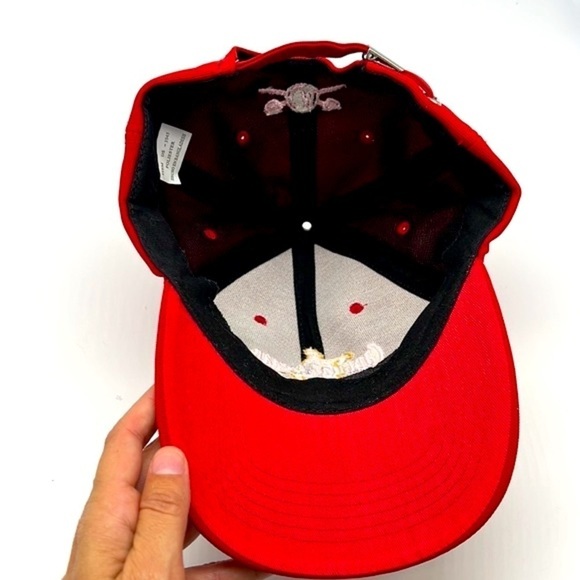 Captain Morgan - Red Captain Morgan Emblem Baseball Hat Onesize - Picture 8 of 9